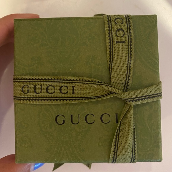 Gucci Interlocking Stud Earrings - Picture 5 of 5